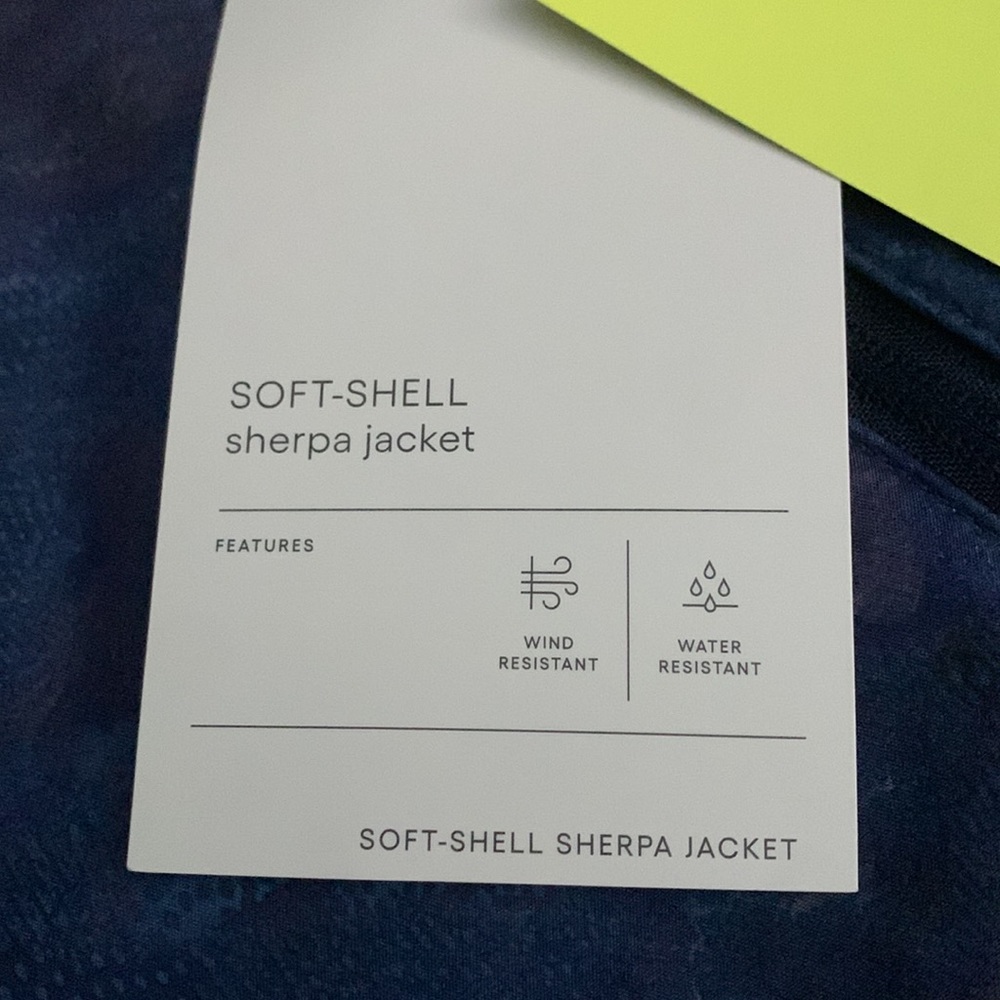 Men’s Jacket - Picture 2 of 7